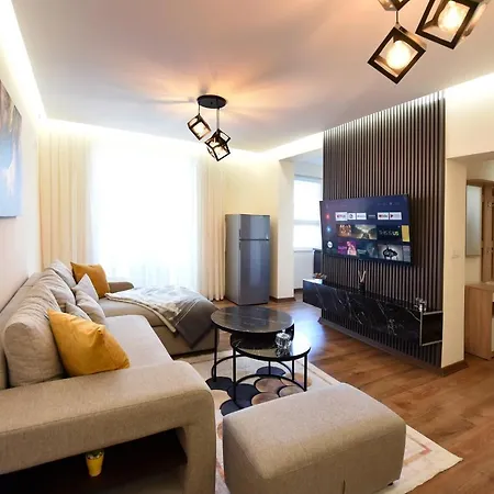 Noir Living 2 Bedroom *