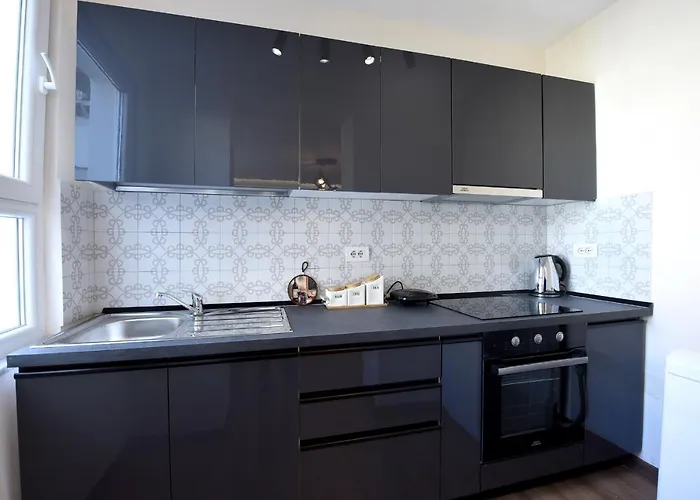 Noir Living 2 Bedroom 公寓 地拉那