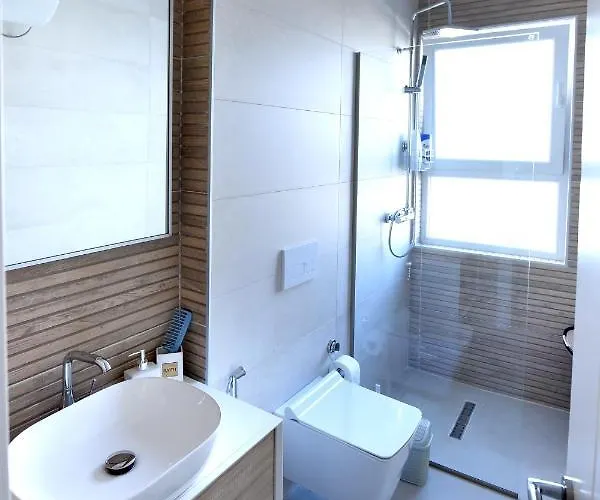 アパート Noir Living 2 Bedroom