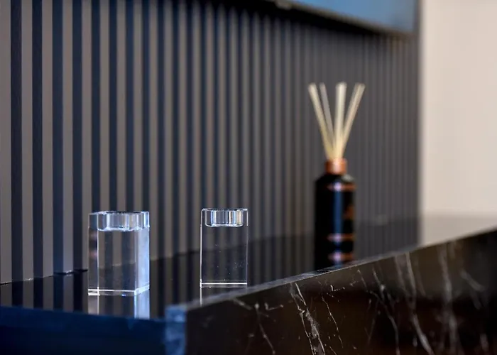 Noir Living 2 Bedroom Apartamento *